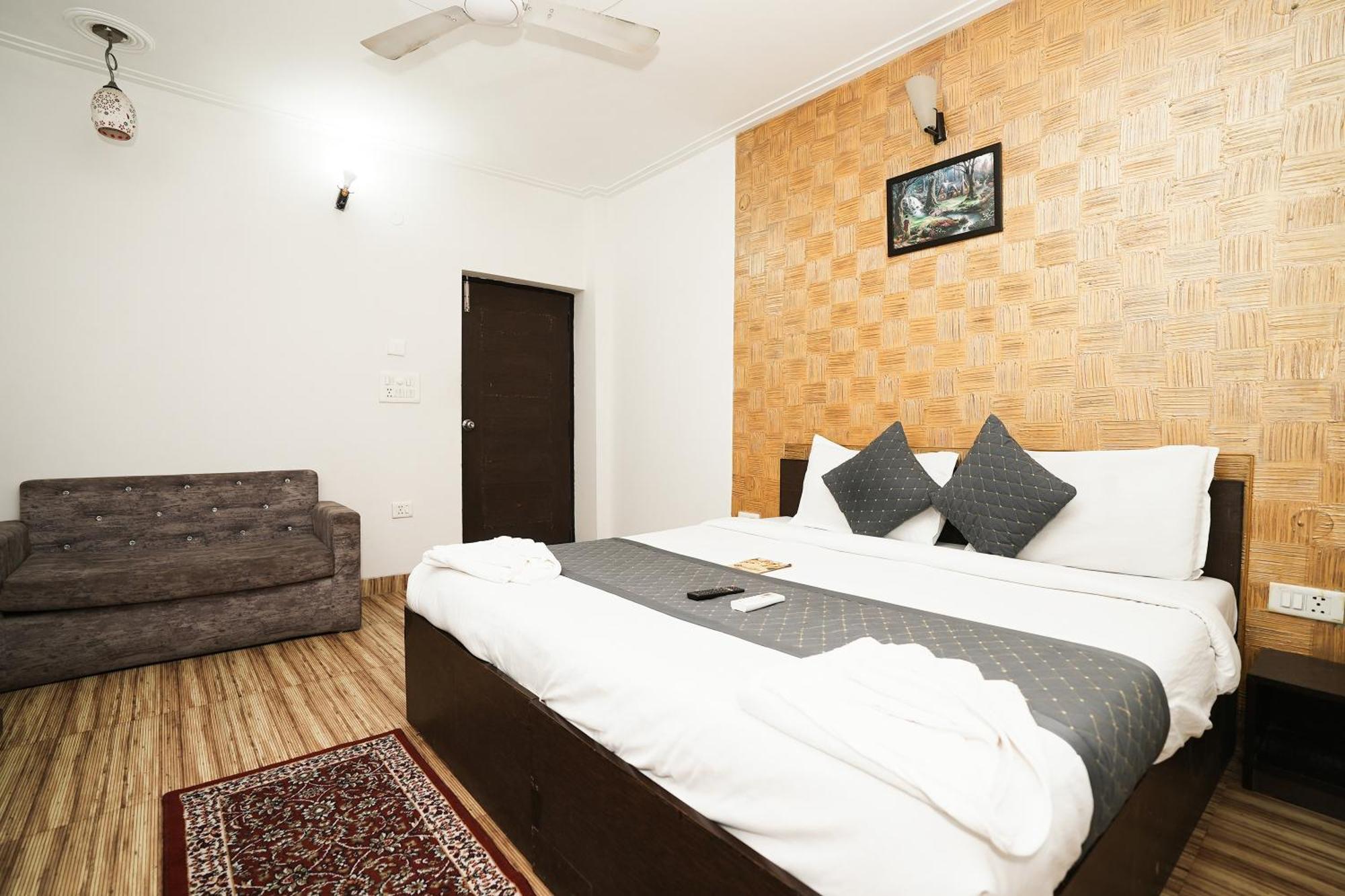 Hotel Om Paradise Near Igi Delhi Airport New Delhi Ngoại thất bức ảnh